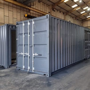Durable Workshop Container with Open Layout 2