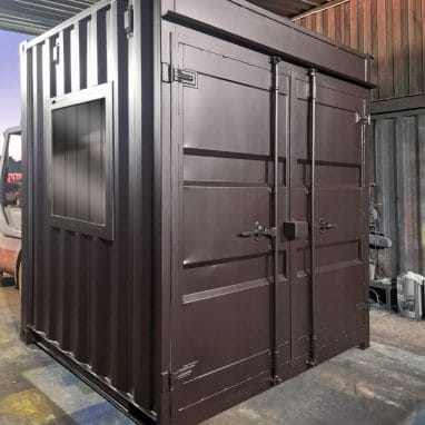 High Cube Container with Impact-Resistant Viewing Window 1