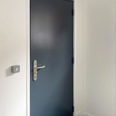 40ft Container Office - door